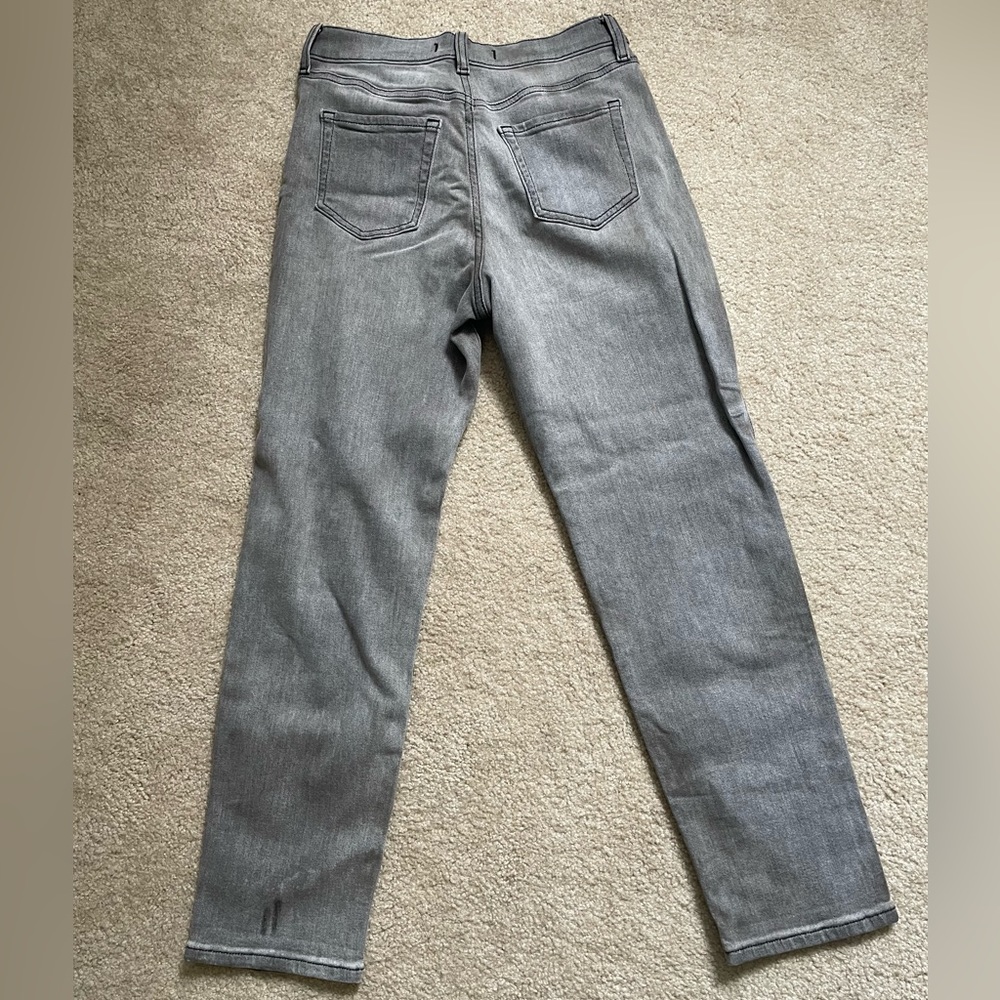 Jeans - Picture 2 of 3